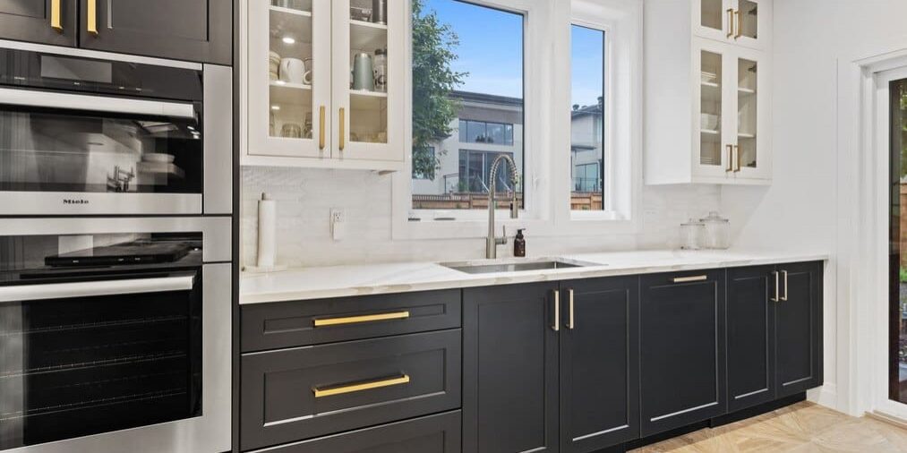 hire a professional for cabinet painting